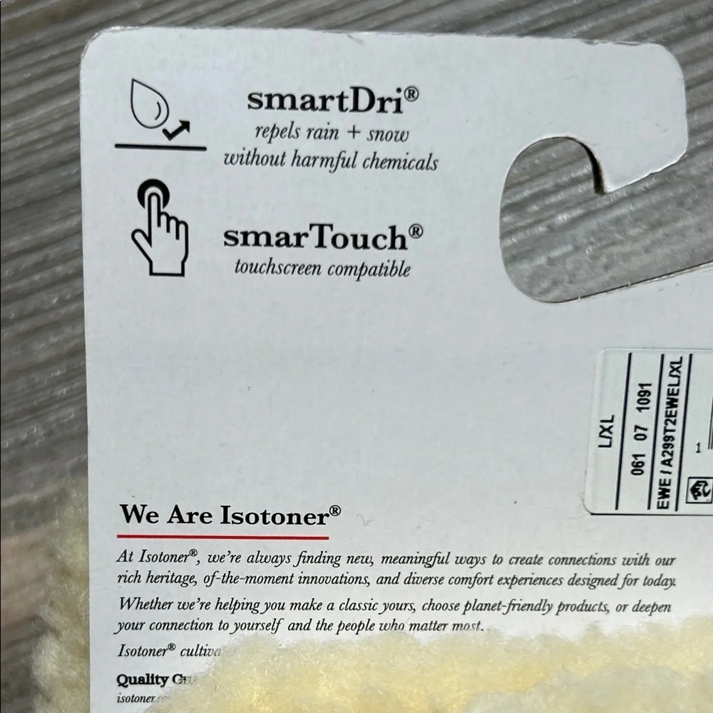 NWT Isotoner Gloves - Picture 8 of 9